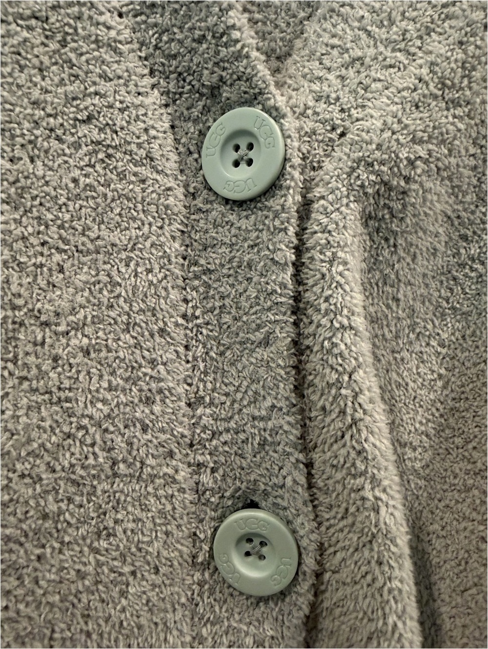UGG Cozy Light Gray Button-Up Cardigan Sweater Size Large - Picture 2 of 4